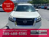 Thumbnail of 2022 Pearl White Tricoat Nissan Pathfinder