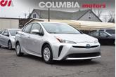 Photo of 2022 Classic Silver Metallic Toyota Prius