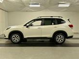 Thumbnail of 2022 Crystal White Pearl Subaru Forester