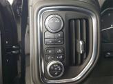 Thumbnail of 2022 Onyx Black GMC Sierra 2500
