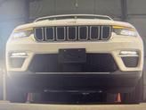 Thumbnail of 2022 Bright White Clearcoat Jeep Grand Cherokee