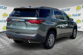 Thumbnail of 2022 Green Chevrolet Traverse