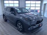 Thumbnail of 2022 Gray Toyota Highlander