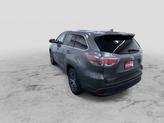 Thumbnail of 2016 Gray Toyota Highlander