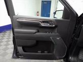 Thumbnail of 2022 Onyx Black GMC Sierra 1500