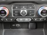Thumbnail of 2024 Onyx Black GMC Yukon XL