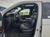 Thumbnail of 2024 Pristine White Metallic Tri-Coat Lincoln Navigator