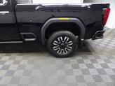 Thumbnail of 2024 Onyx Black GMC Sierra 2500