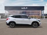 Thumbnail of 2025 Snow White Pearl Kia Seltos
