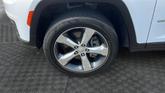Thumbnail of 2022 Bright White Clearcoat Jeep Grand Cherokee L