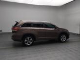 Thumbnail of 2018 Toasted Walnut Pearl Toyota Highlander