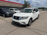 Photo of 2014 Moonlight White Nissan Pathfinder