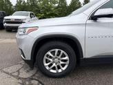 Thumbnail of 2020 Silver Ice Metallic Chevrolet Traverse