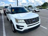 Photo of 2016 White Ford Explorer