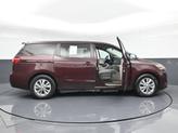 Thumbnail of 2018 Maroon Kia Sedona