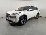 Thumbnail of 2023 Pearl White Tricoat Nissan Rogue