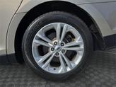 Thumbnail of 2017 White Gold Metallic Ford Taurus