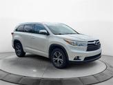 Thumbnail of 2016 Blizzard Pearl Toyota Highlander