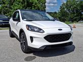 Thumbnail of 2022 STAR WHITE METALLIC TRI-COA Ford Escape