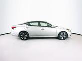 Thumbnail of 2021 Brilliant Silver Metallic Nissan Altima