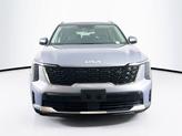 Thumbnail of 2024 Everlasting Silver Kia Sorento