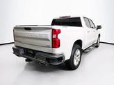 Thumbnail of 2019 Iridescent Pearl Tricoat Chevrolet Silverado 1500