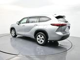 Thumbnail of 2023 Celestial Silver Metallic Toyota Highlander