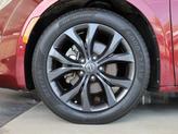 Thumbnail of 2019 Velvet Red Pearlcoat Chrysler Pacifica