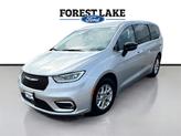Thumbnail of 2024 Silver Mist Clearcoat Chrysler Pacifica