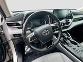 Thumbnail of 2021 Celestial Silver Metallic Toyota Highlander