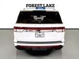 Thumbnail of 2022 White Metallic Lincoln Navigator