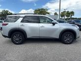 Thumbnail of 2024 Brilliant Silver Metallic Nissan Pathfinder