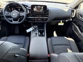 Thumbnail of 2025 Brilliant Silver Metallic Nissan Pathfinder