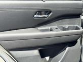 Thumbnail of 2025 Brilliant Silver Metallic Nissan Pathfinder