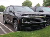 Photo of 2025 Mosaic Black Metallic Chevrolet Traverse