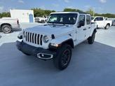 Photo of 2023 Bright White Clearcoat Jeep Gladiator