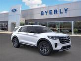 Photo of 2025 Star White Metallic Tri-Coat Ford Explorer