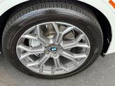 Thumbnail of 2023 White Metallic BMW X7