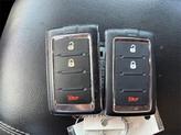 Thumbnail of 2024 Diamond Black Crystal Pearlcoat Jeep Grand Cherokee L