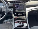 Thumbnail of 2024 Diamond Black Crystal Pearlcoat Jeep Grand Cherokee L