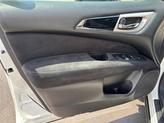 Thumbnail of 2013 Moonlight White Nissan Pathfinder