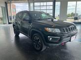 Thumbnail of 2020 Diamond Black Crystal Pearlcoat Jeep Compass