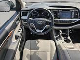 Thumbnail of 2016 Nautical Blue Metallic Toyota Highlander
