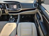 Thumbnail of 2015 Shoreline Blue Pearl Toyota Highlander