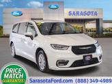 Photo of 2023 Bright White Clearcoat Chrysler Pacifica