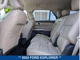 Thumbnail of 2024 OXFORD WHITE Ford Explorer
