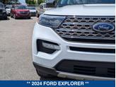 Thumbnail of 2024 OXFORD WHITE Ford Explorer