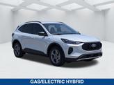 Thumbnail of 2025 Space Silver Metallic Ford Escape