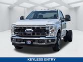 Thumbnail of 2025 Oxford White Ford F-350