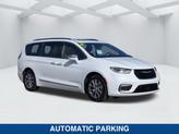 Thumbnail of 2024 Bright White Clearcoat Chrysler Pacifica